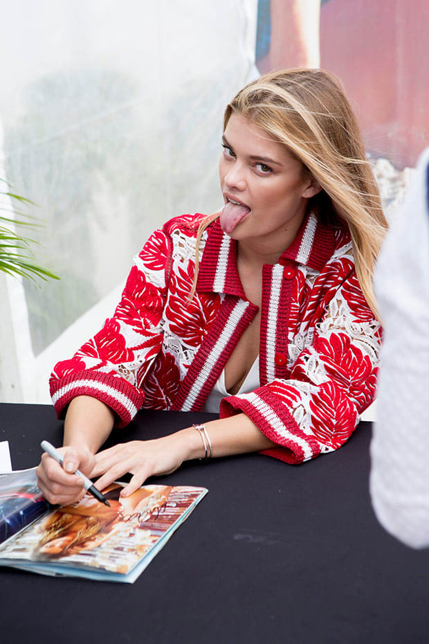 nina-agdal_7.jpg